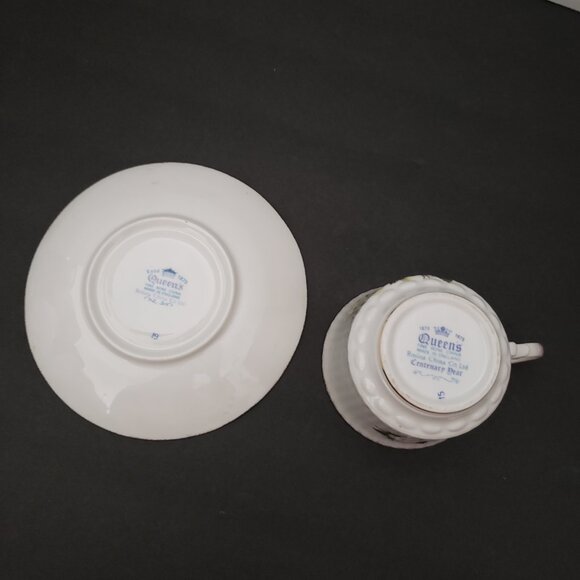 VTG 1975 Queen's Fine Bone China Floral Tea Cup & Saucer By Rosina China - Picture 8 of 10